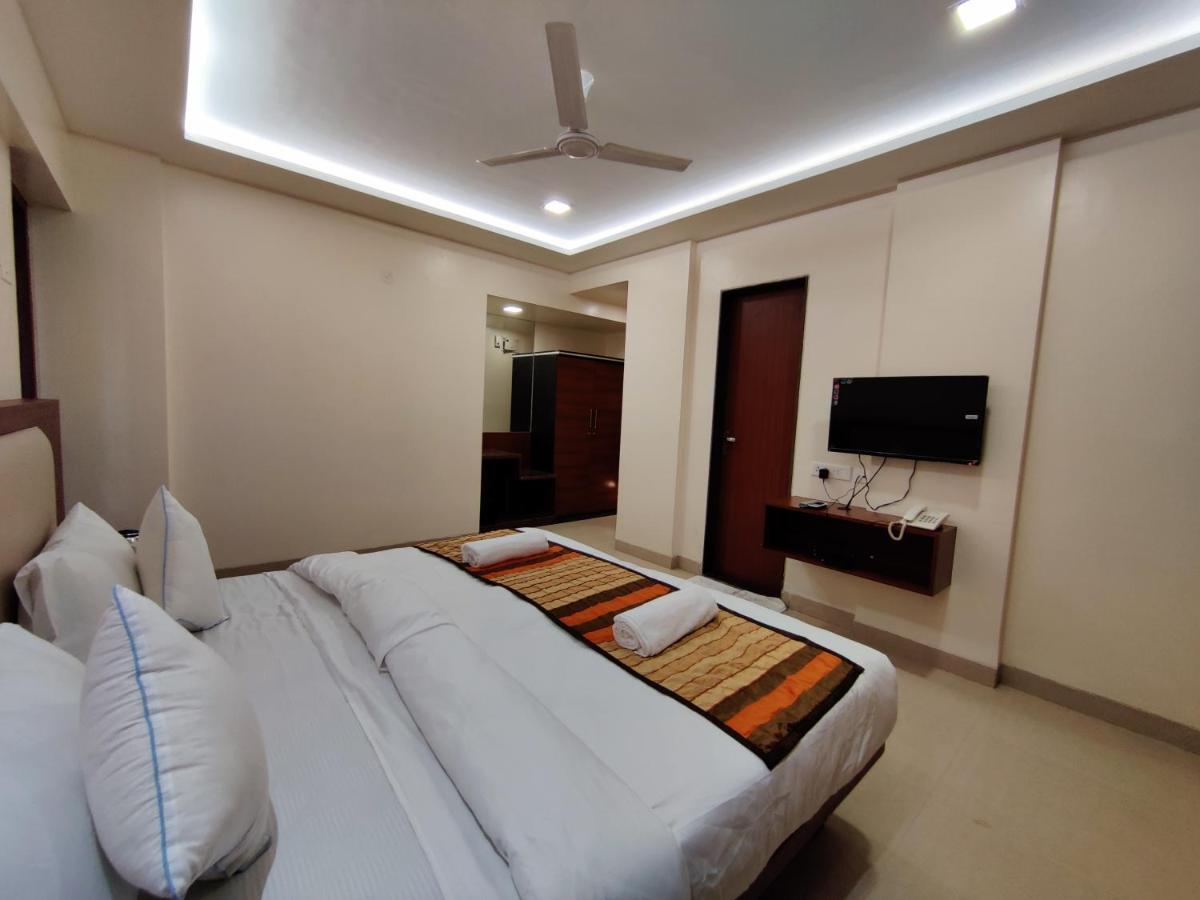 Serenity By Monarch, Baner Pune Méribel Village Exteriér fotografie