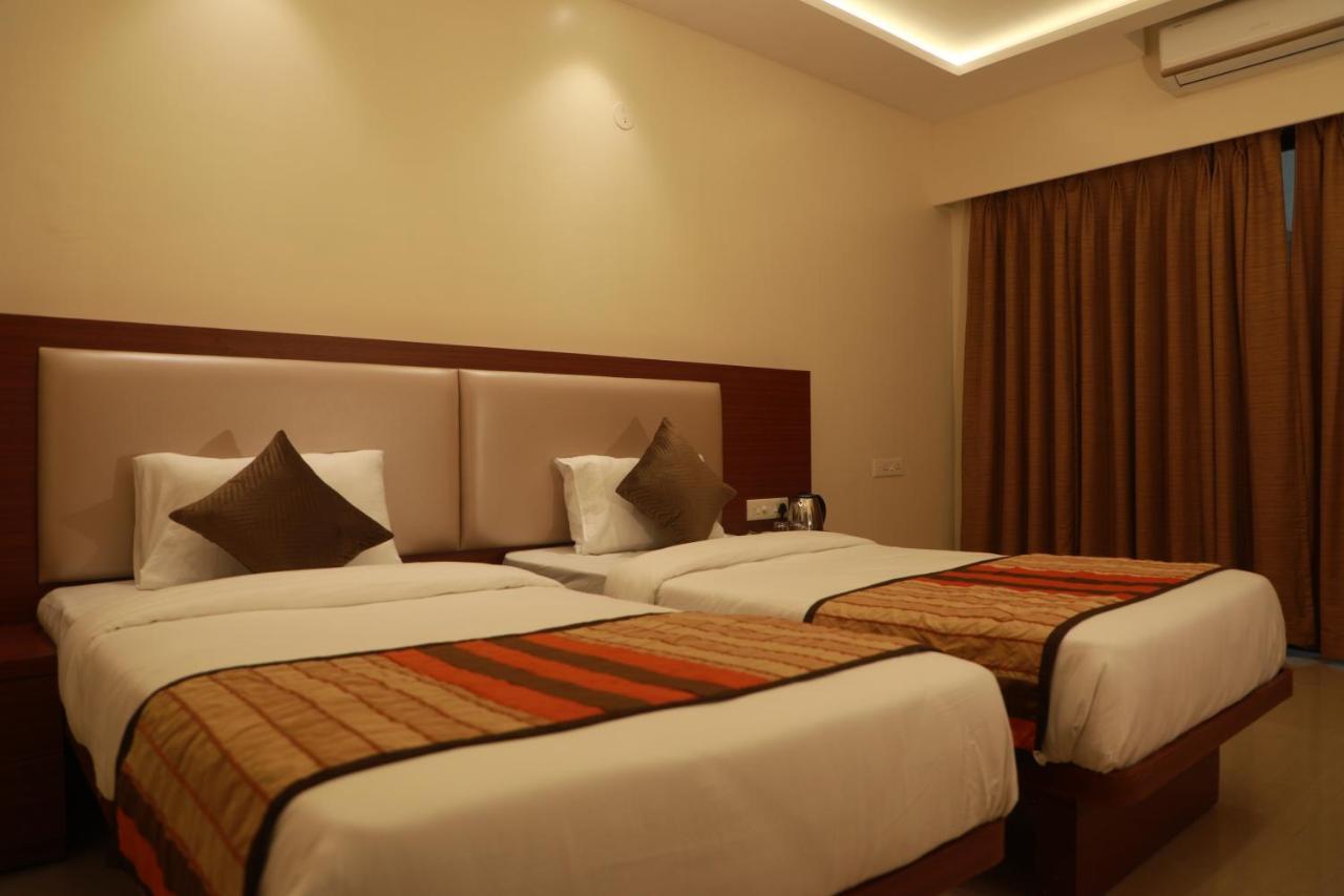 Serenity By Monarch, Baner Pune Méribel Village Exteriér fotografie