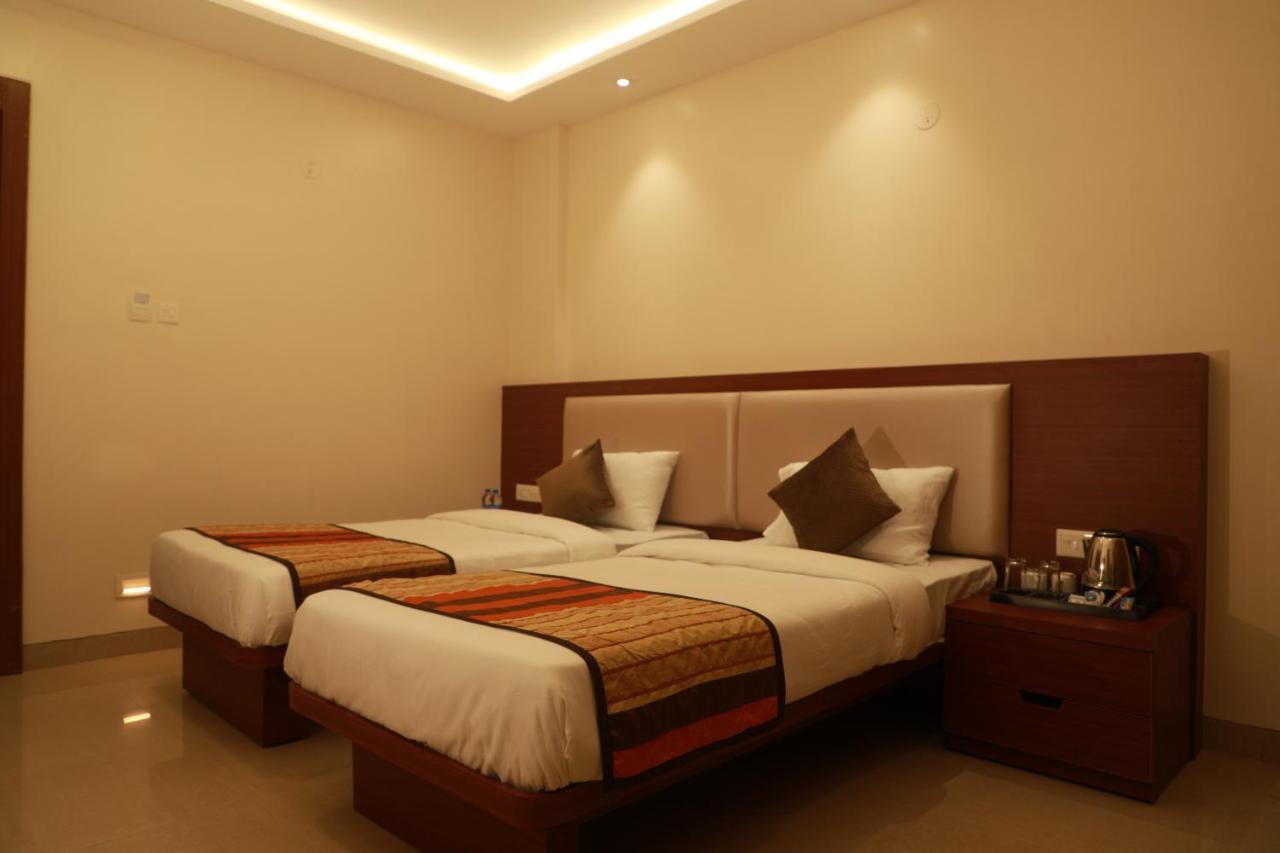 Serenity By Monarch, Baner Pune Méribel Village Exteriér fotografie